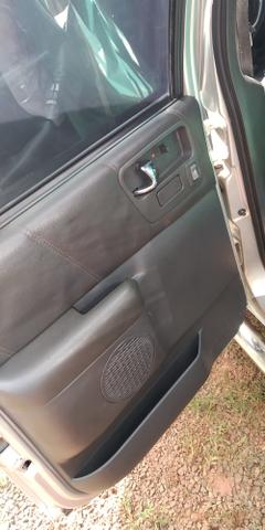 Vendo s10 tornado 4x2 2.8 diesel - Foto 9