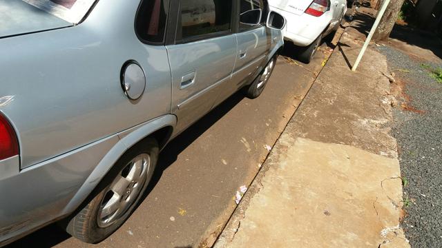 Corsa paga documento 7 500 ano 2010 modelo 11 watts * - Foto 3