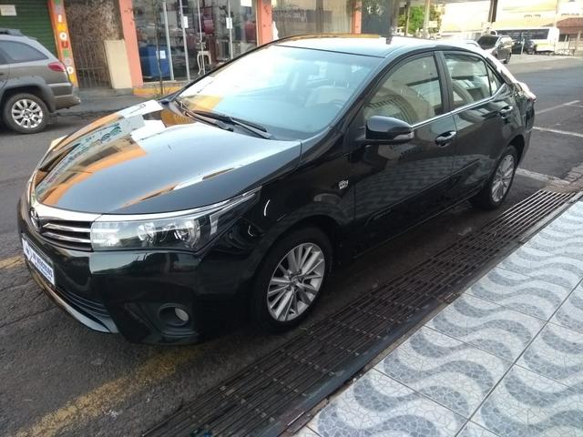 Toyota/Corolla ALTIS 2015 Top Novíssimo (JR VEÍCULOS) - Foto 2