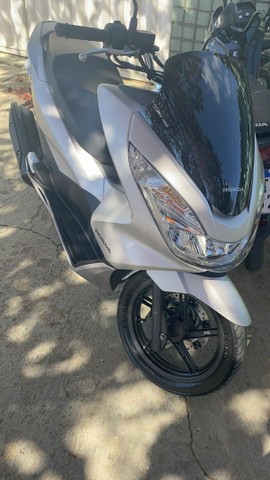 HONDA PCX AUTOMÁTICA 150 CC