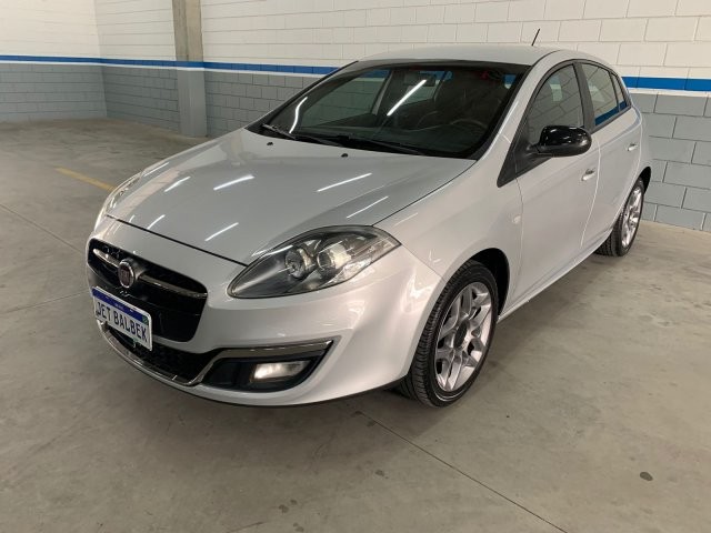 FIAT BRAVO 2016 1.8 BLACKMOTION 16V FLEX 4P AUTOMATIZADO