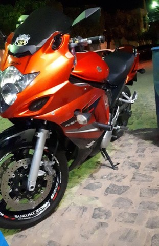 SUZUKI GSXF 650 ANO 11 *