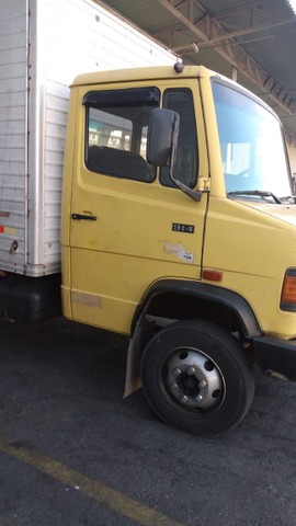 VENDO 914 BAÚ ANO 94.
