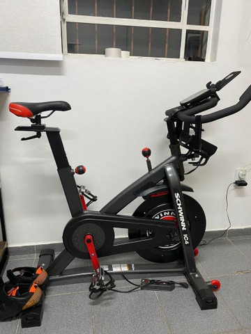 Bike Spinning Profissional Schwinn Ic4 