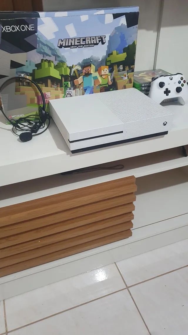 Xbox One S 4K - Único dono c/Nf