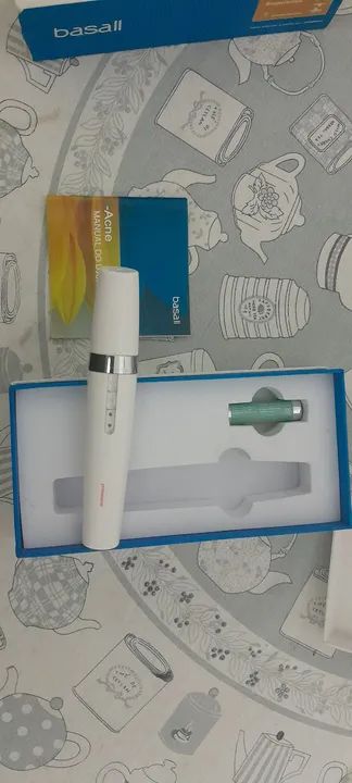 iAcne da Basall, queima de estoque 