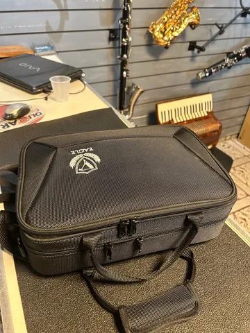 Clarinete Eagle novo 