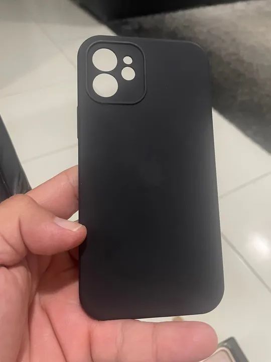 VENDO CASE ORIGINAL DE IPHONE 12  - Foto 3