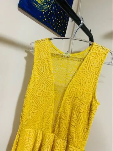 vestido amarelo rendado festa - Foto 3