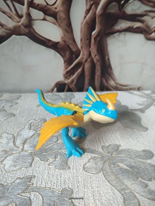  Dragões Baby Scuttleclaw e Stormfly - Como Treinar o Seu Dragão - Foto 4