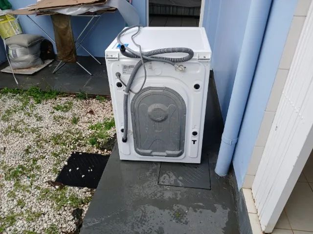 Lavadora de roupa marca Samsung, 11,0 Kg 220v em bom estado de uso. - Foto 3