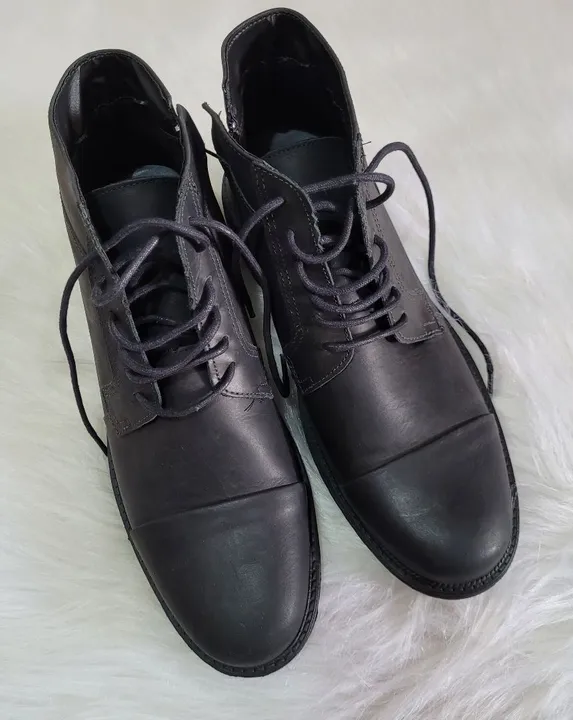 Bota coturno de couro 