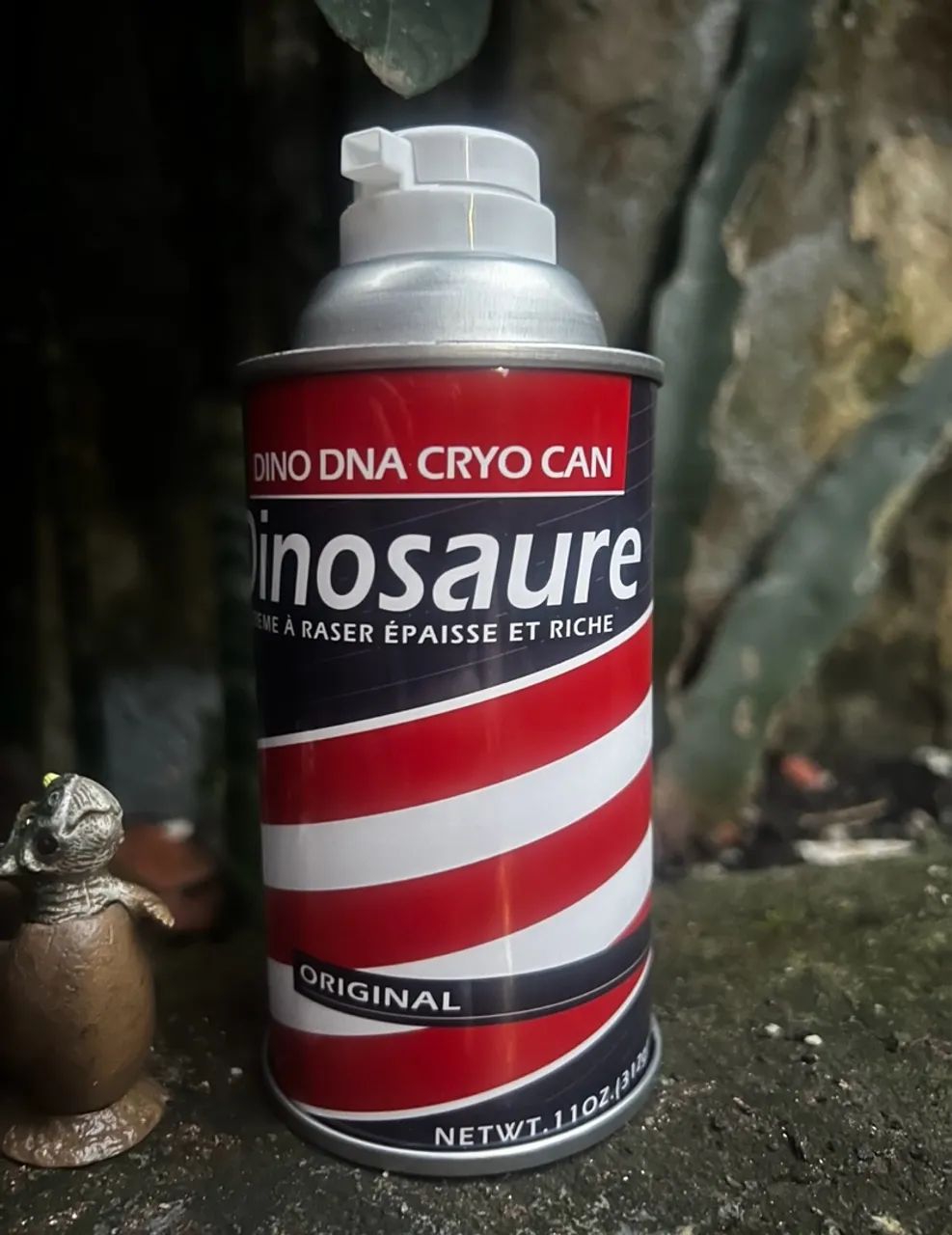 Lata creme de barbear Jurassic Park + ovos com dinossauros - Foto 2