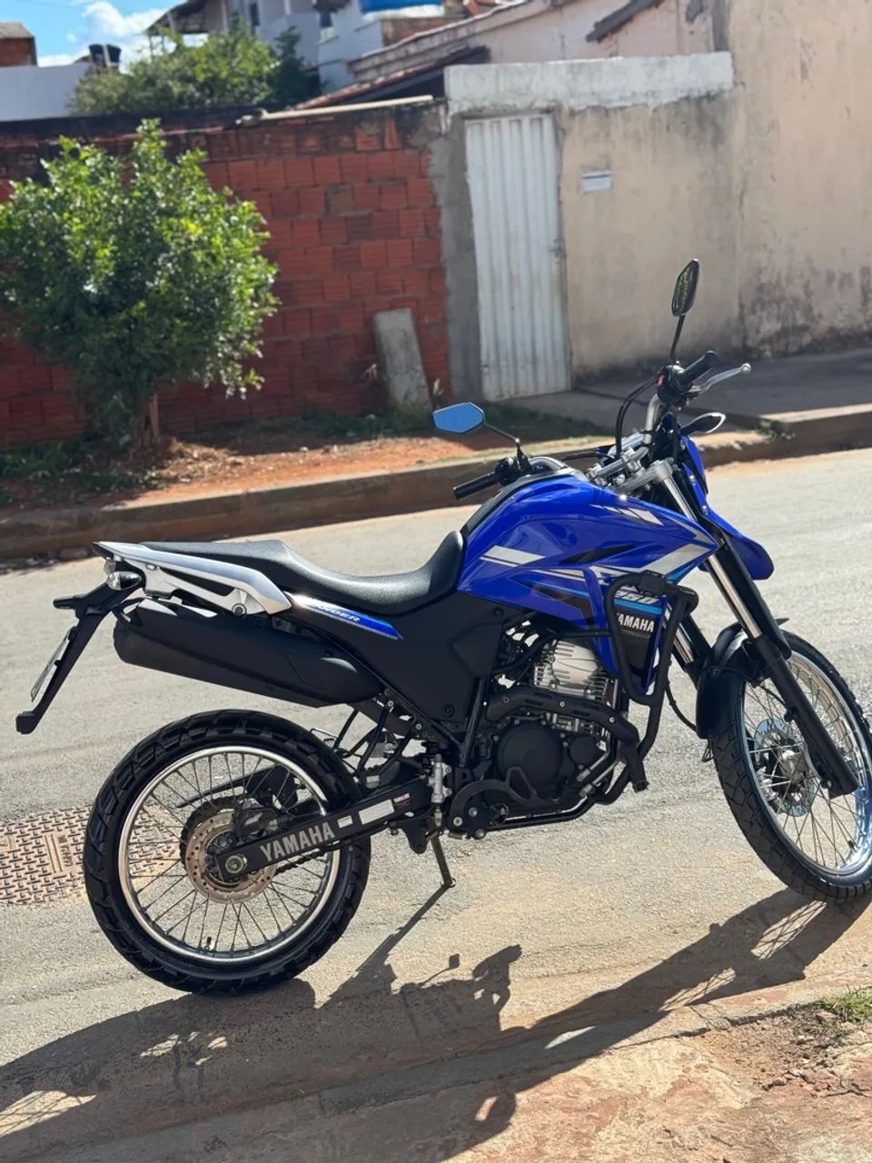 Xtz Lander 250