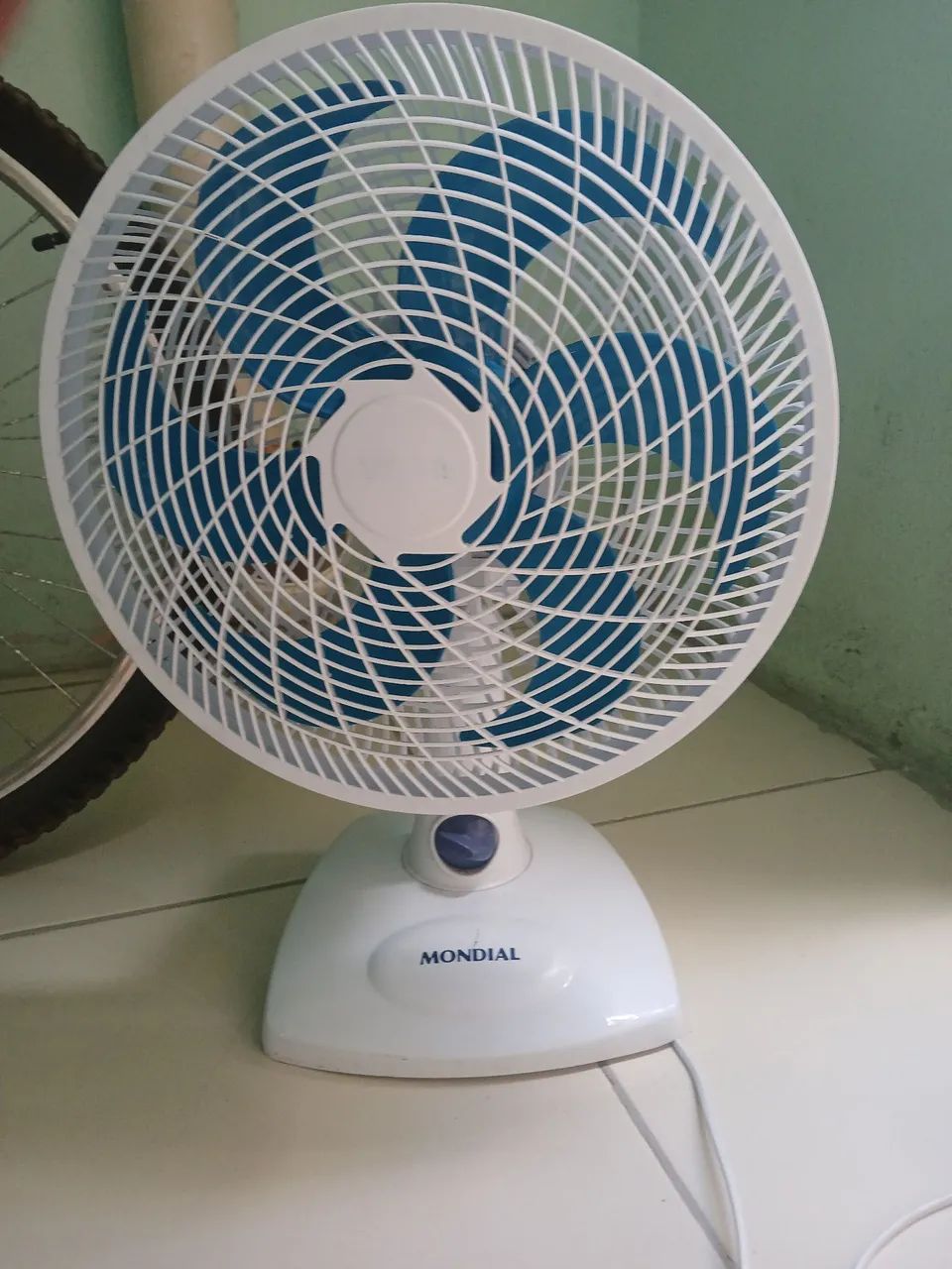 Ventiladores arno e modeal 30cm seme novo  - Foto 2