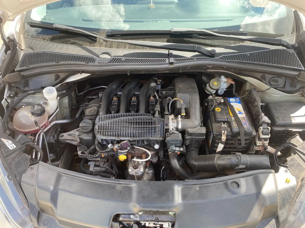 PEUGEOT 208 - 2016/17 - Foto 2