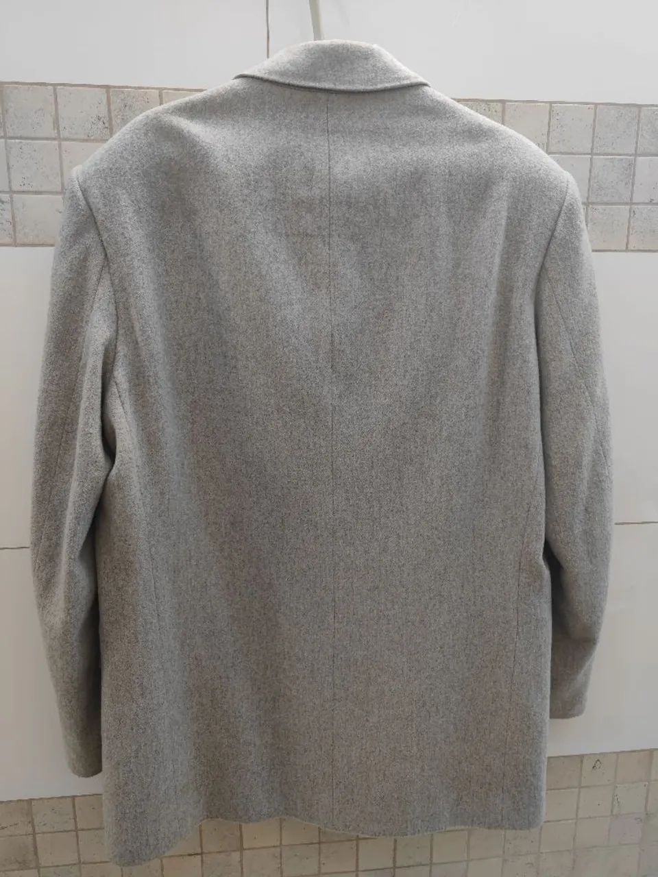 Blazer de lã cinza elegante - Foto 3