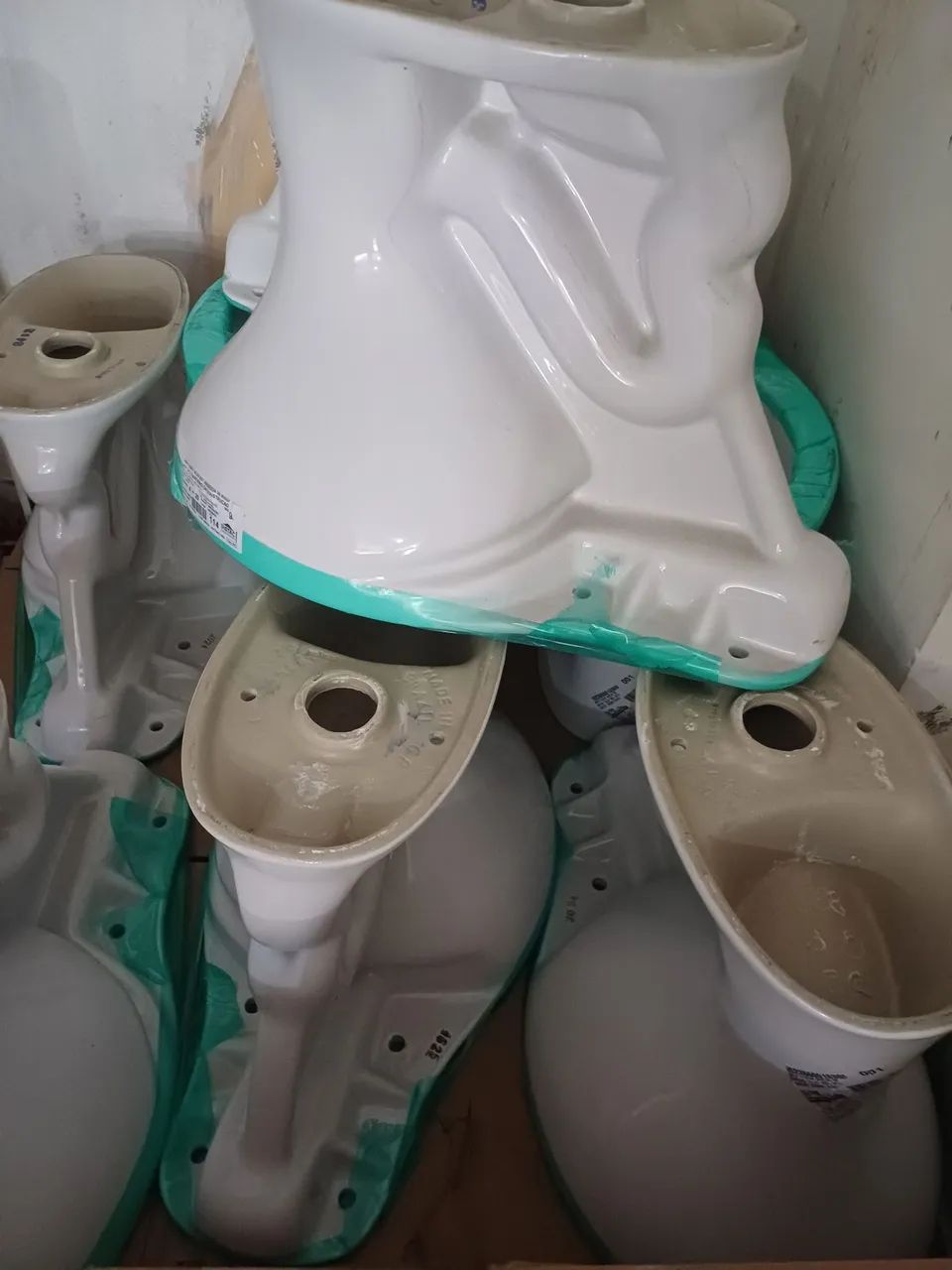 Caixa Acoplada  Celite branca 64341327604739124