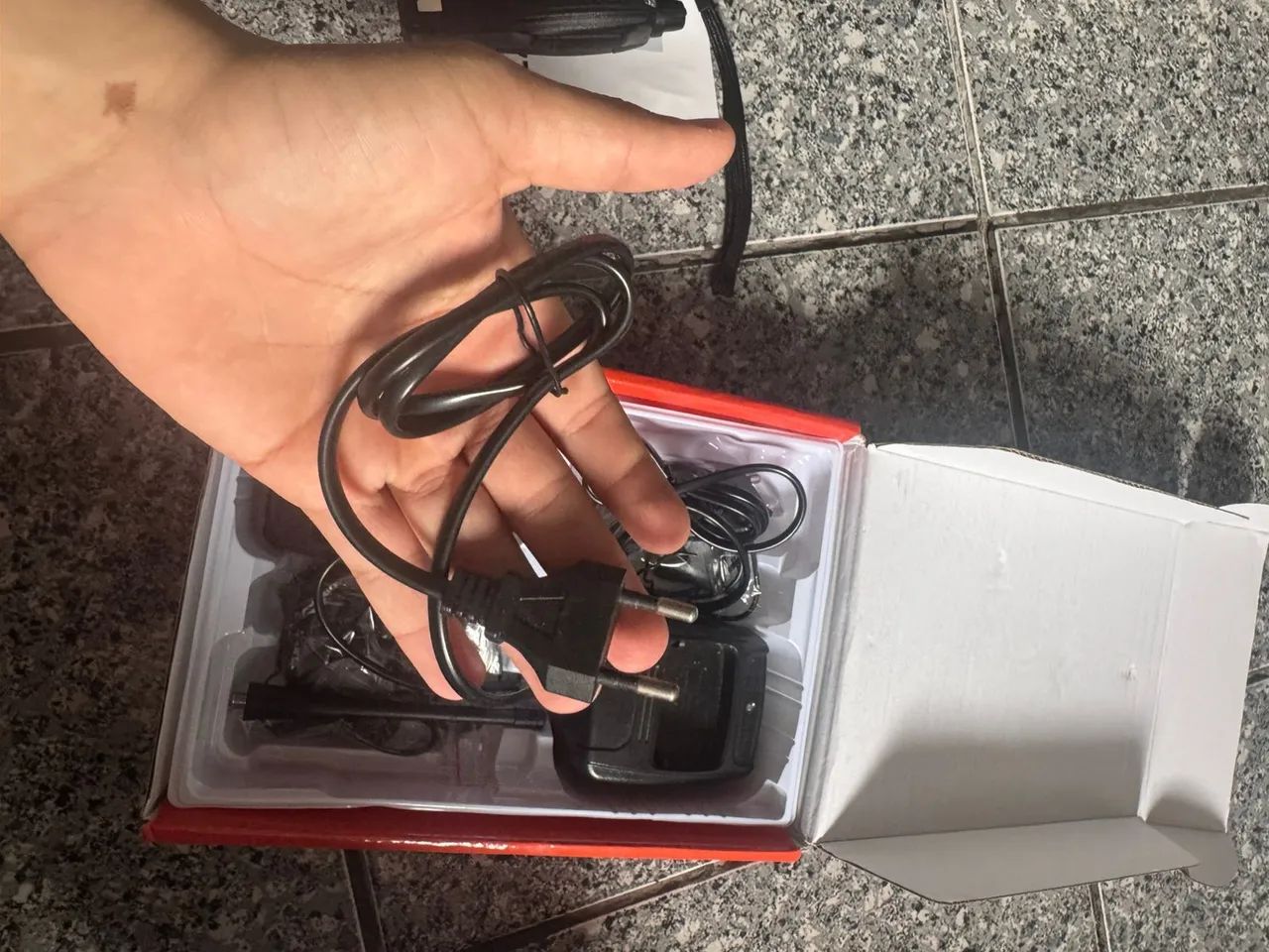 Rádio Comunicador Baofeng BF-777S (Par)<br> - Foto 4