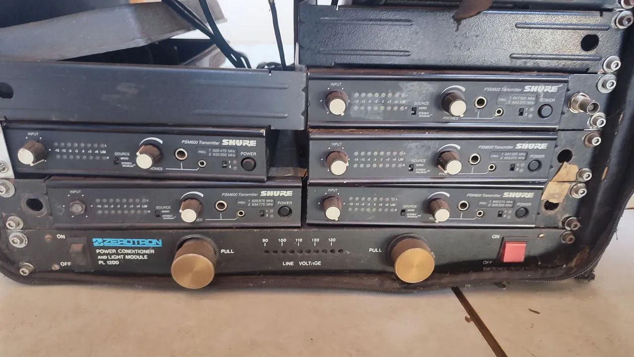 Shure PSM600 - Retirada de peças - Foto 2