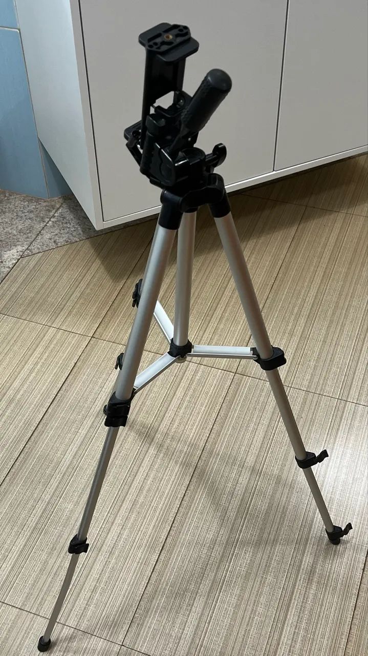 TRIPÊ EM ALUMÍNIO PARA FOTOS PROFISSIONAIS - Quase de Graça. - Foto 4