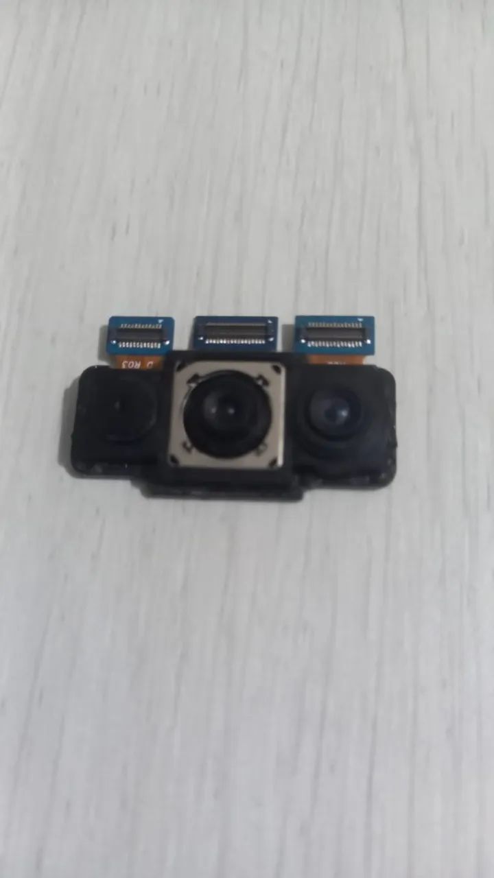 Câmera traseira Samsung Galaxy A31 usado com pequeno defeito. - Foto 4