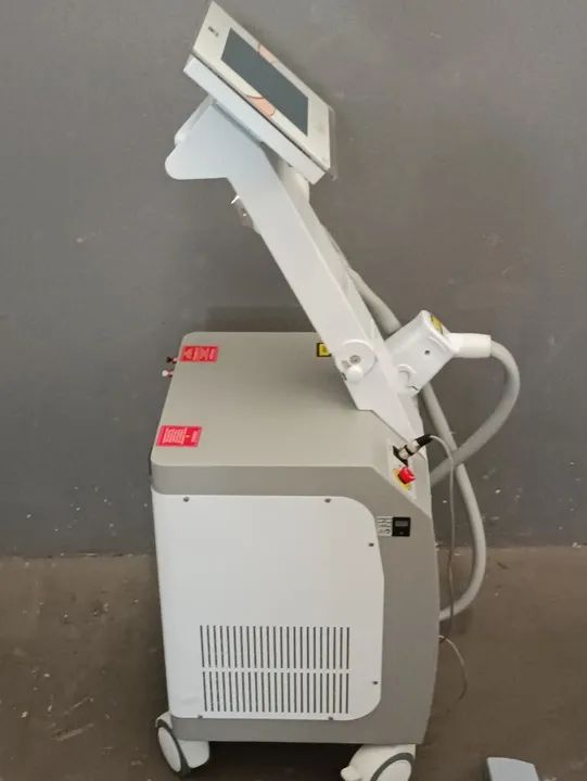 VEGA - Aparelho Laser de Alta Potência para Epilação Triple Wave - Foto 2