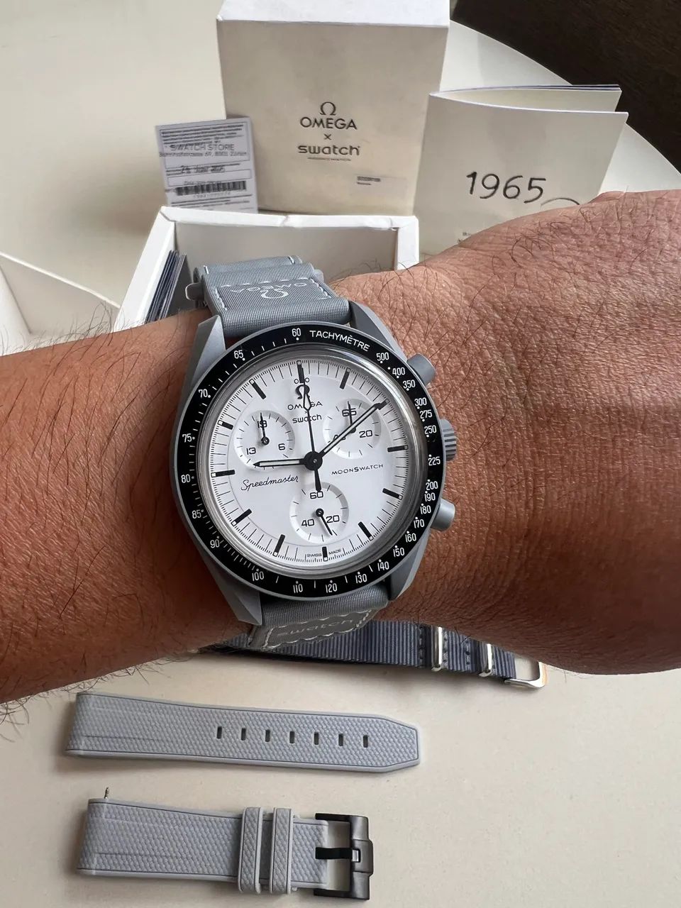 Relógio Swatch X Omega Moonswatch Speedmaster Moon 1965 Cron Cinza