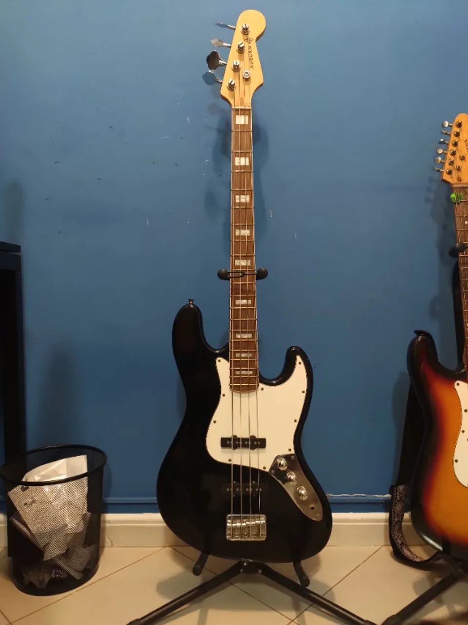 Contra baixo 4 cordas Auburn - Foto 2