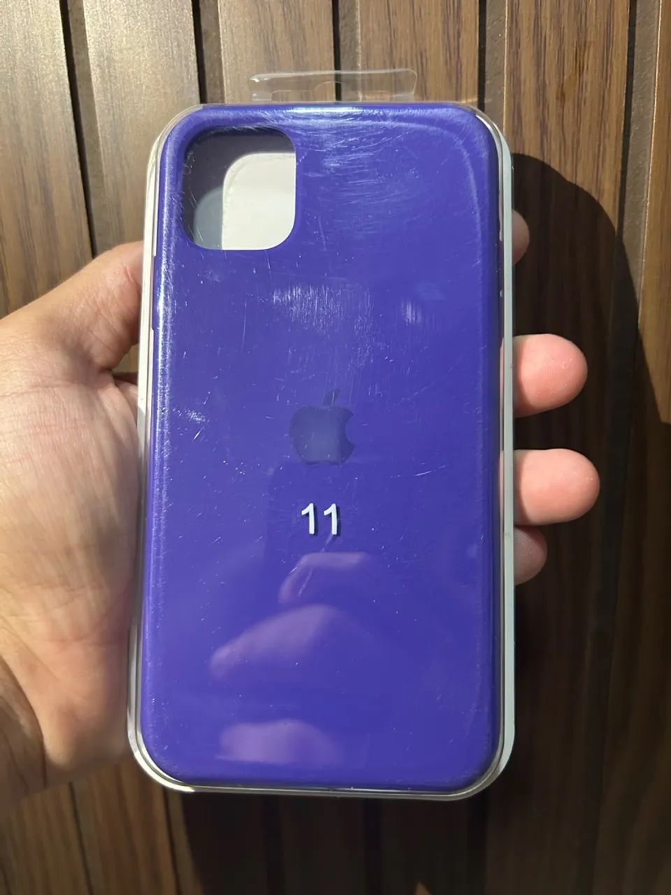 Capinha de Silicone para iPhone 11 - Vermelha - Foto 3