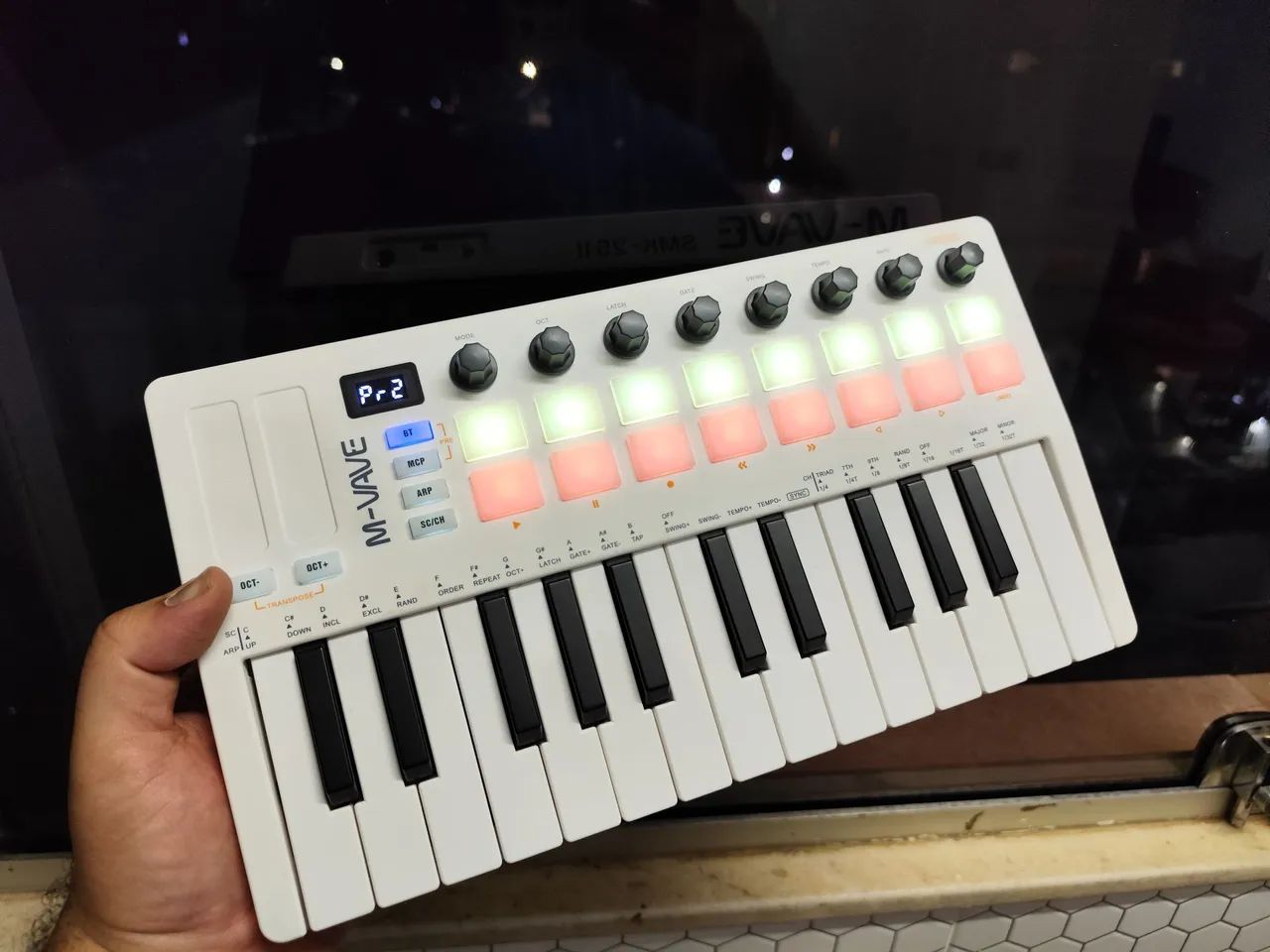 Controlador Midi com Bluetooth M-Vave SMK-25ii