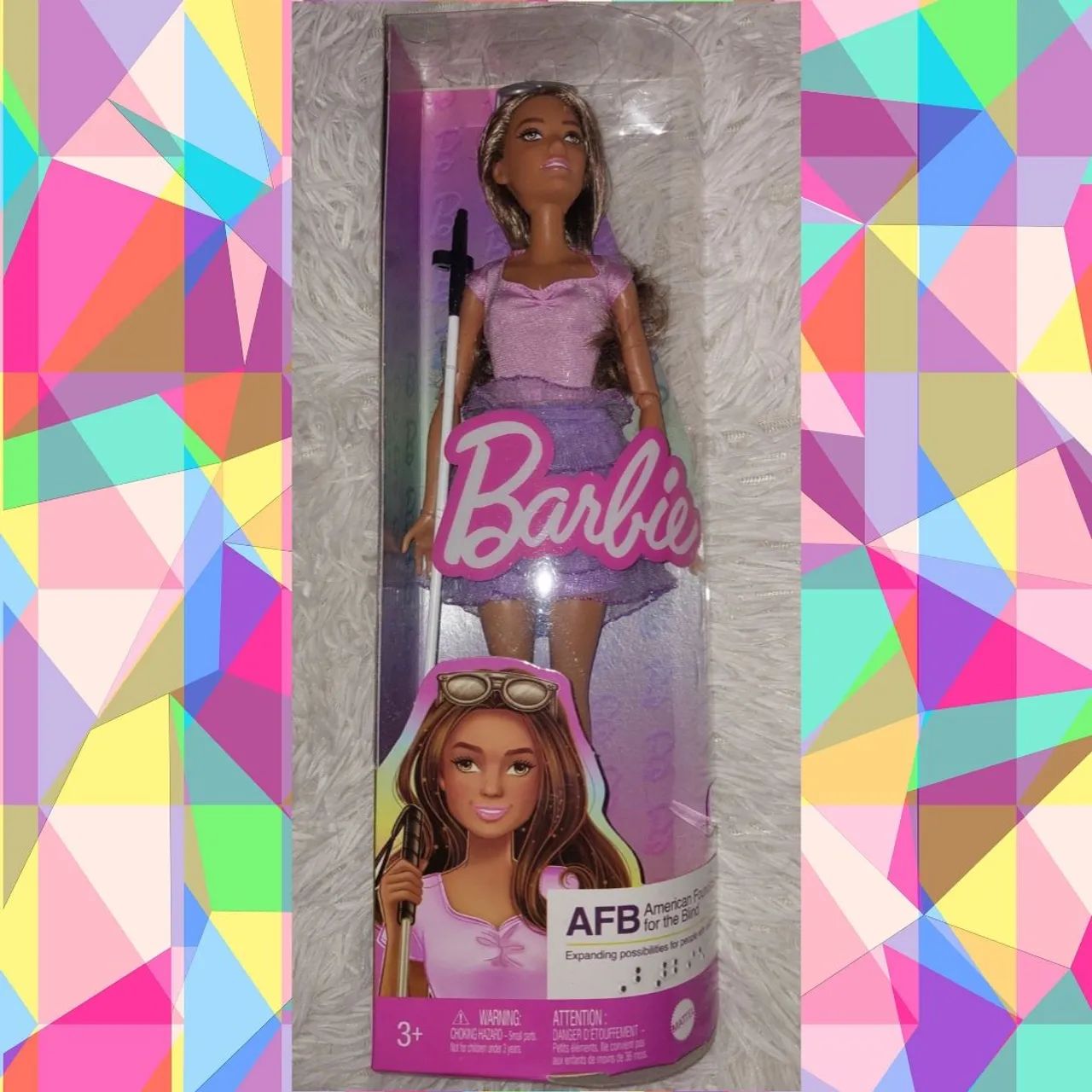 Boneca Barbie Fashionista Deficiente visual 