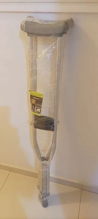 Muleta Axilar de Alumínio MERCUR - 1 Par - Foto 4