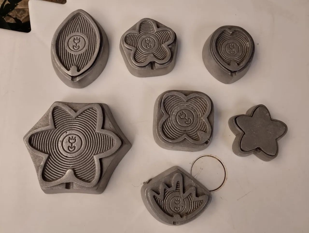 Frisador  de Metal para Flores de Eva  7 Peças