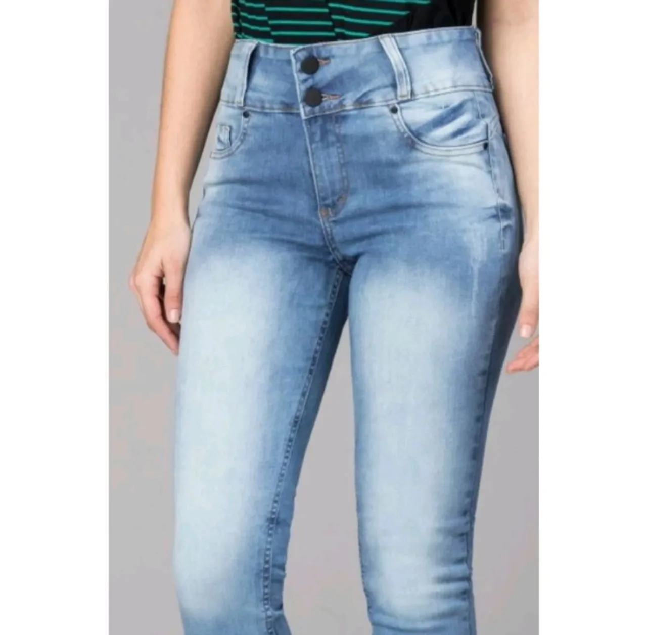 Calça Jeans Skinny Cintura Alta - Azul Claro 36
