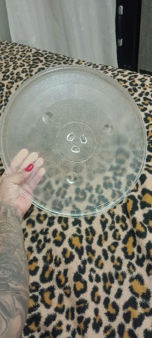 Prato de microondas novo