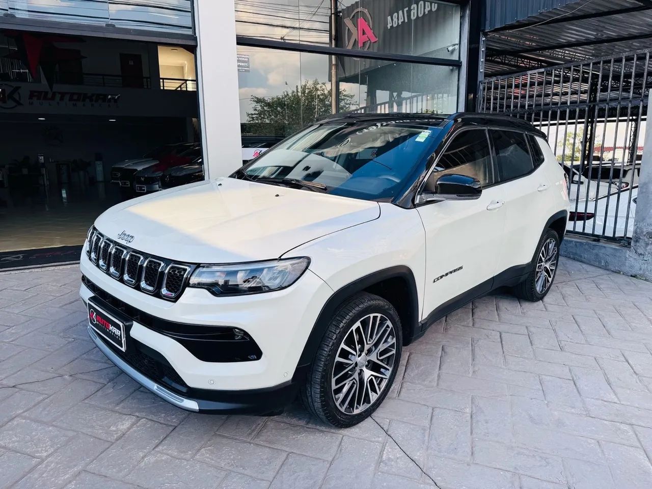 JEEP COMPASS 1.3 LIMITED TURBO T270 AUTOMATICO 2022 - Foto 2