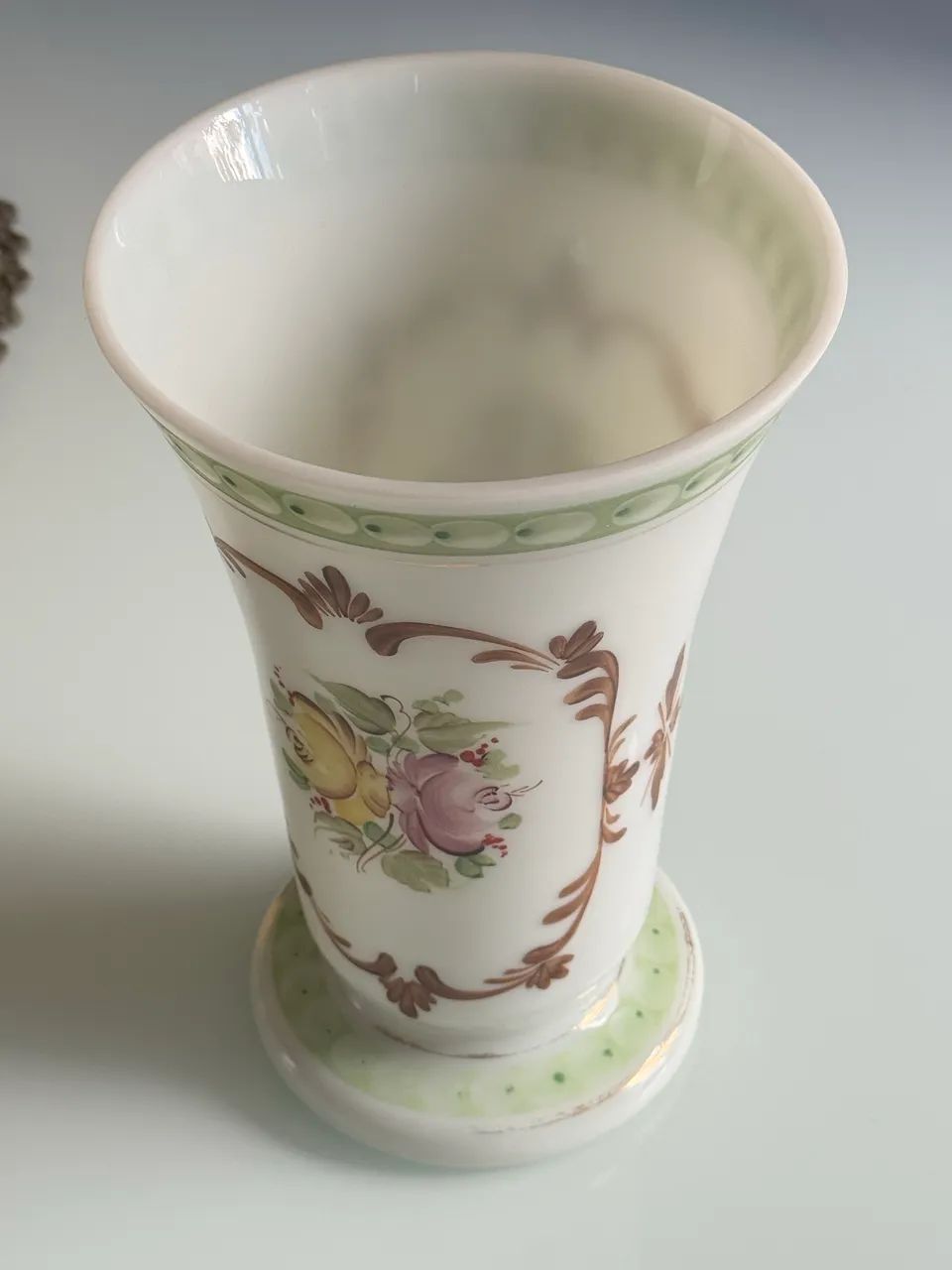 Vaso em opalina decorado à mão  - Foto 3