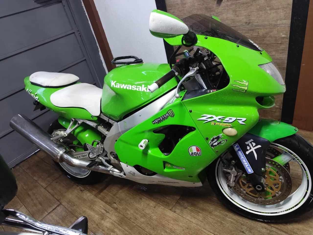 Kawasaki Zx-9r 900cc 2000 - 1453032004 | OLX