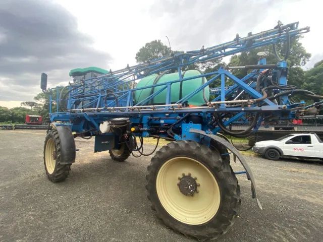 Pulverizador Autopropelido Kuhn/Montana - BX 2021 H. Fabricação 2015 - Foto 6