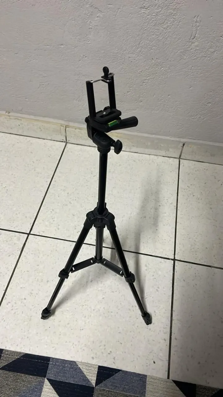 Tripé para Celular com Suporte Ajustável até 1.10m