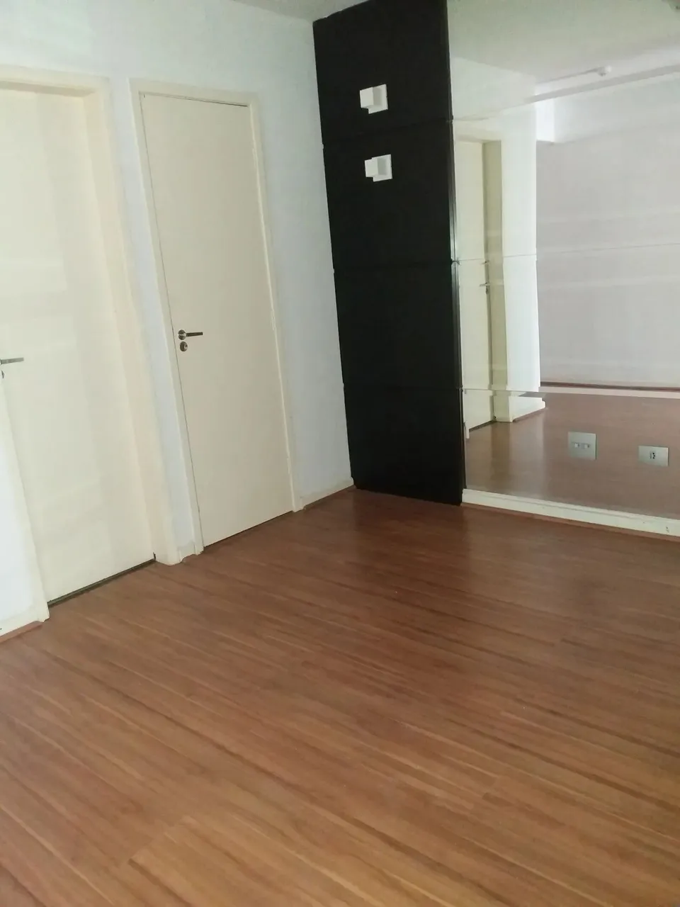 CONJUNTO SALA COMERCIAL à venda com 43m² no bairro Centro Cívico - CURITIBA / PR