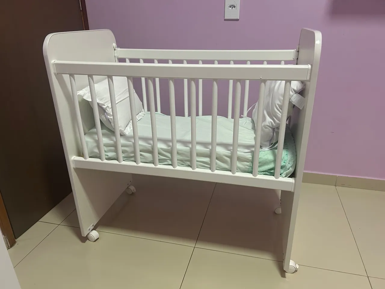 Berço pequeno usado 6 meses!