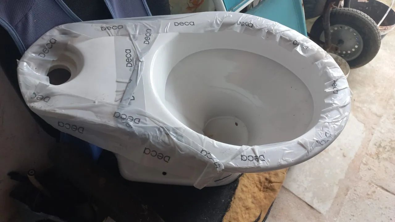 Vaso Sanitário Deca Novo - Foto 2