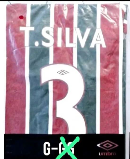 Camisa de Futebol Fluminense - .Silva - Tamanho G - Umbro