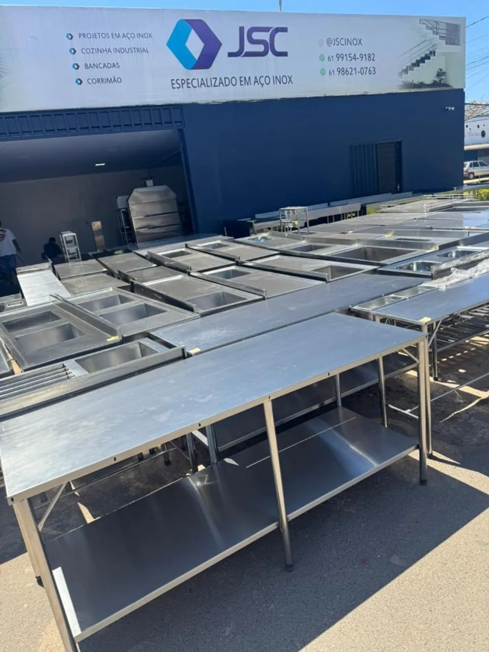 Inox a pronta entrega.