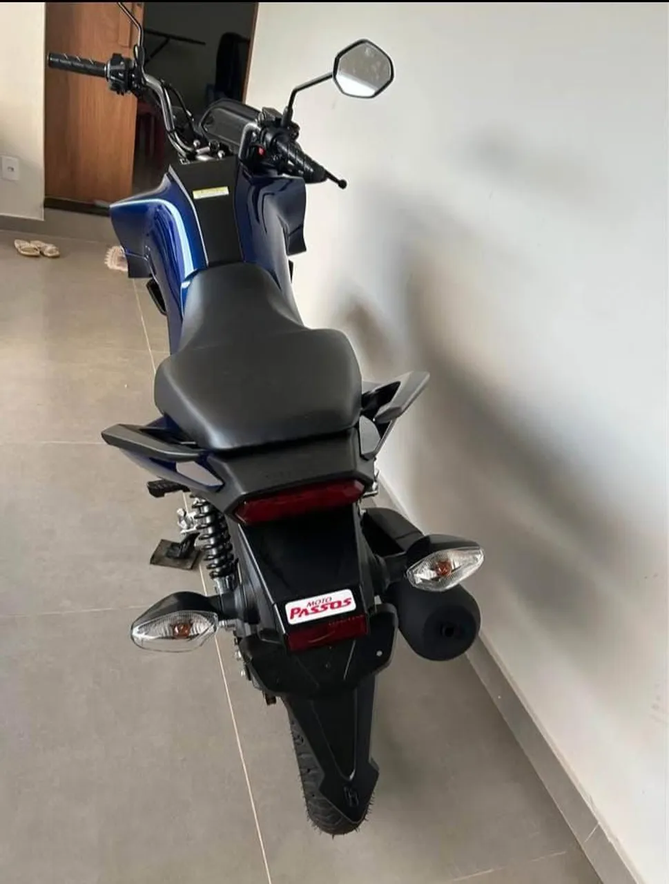 Vende-se ou troca moto Fan 160 zero km já emplacada e com documentação paga 2025