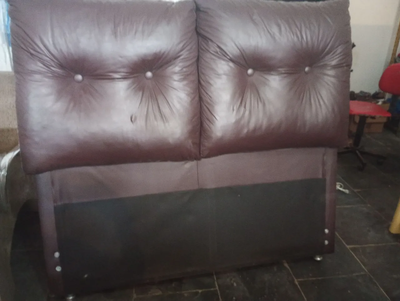 Cabeceira de Cama Estofada Marrom