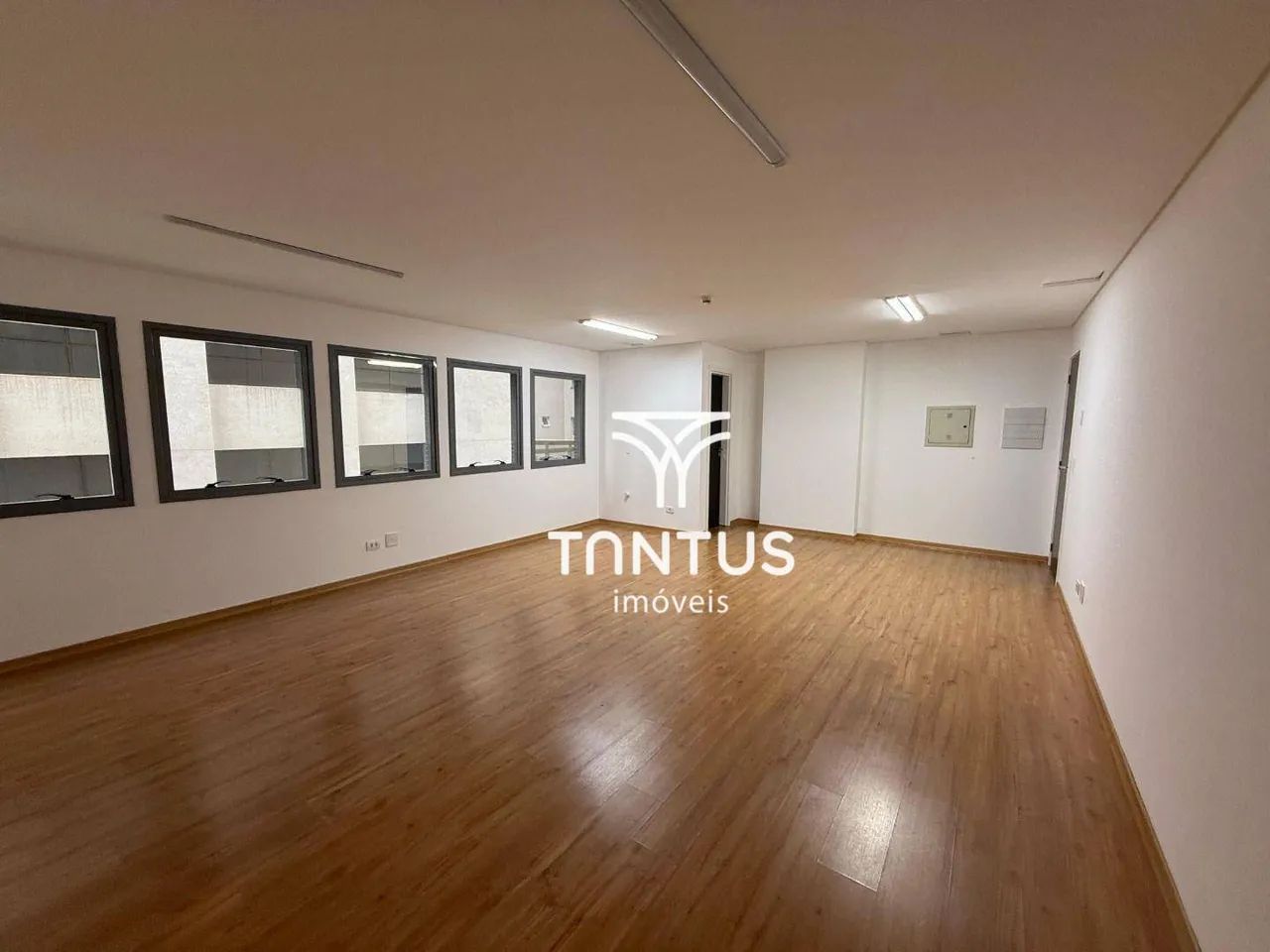 Sala Comercial no Link-e Offices  Perfeita para seu escritório no Cabral! - Foto 2
