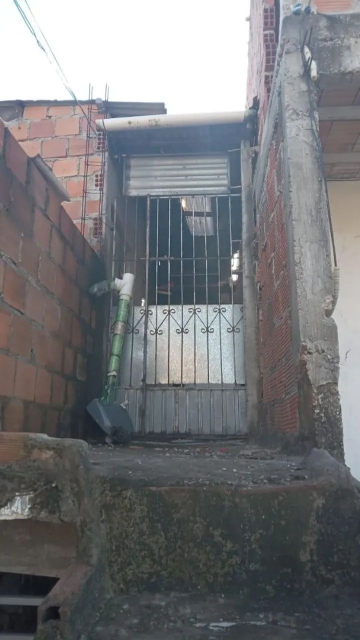 Vendo 1 casa <br>Ideal para moradia ou investimento em aluguel d temporad - Foto 3